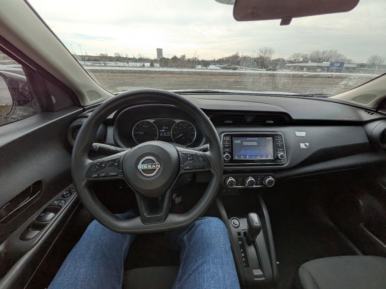 Nissan Kicks S FWD 2023