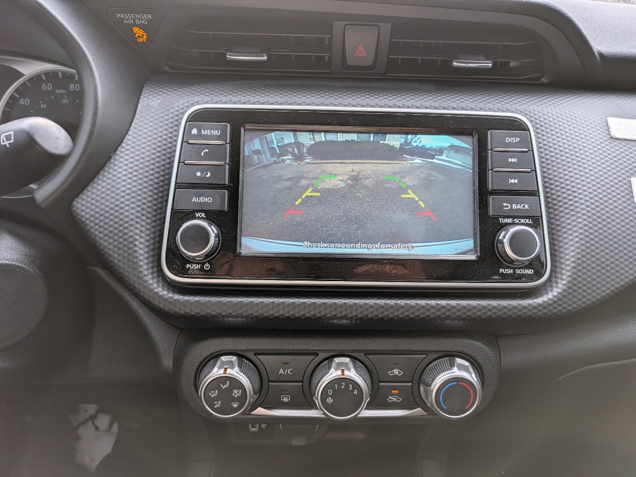 Nissan Kicks S FWD 2023