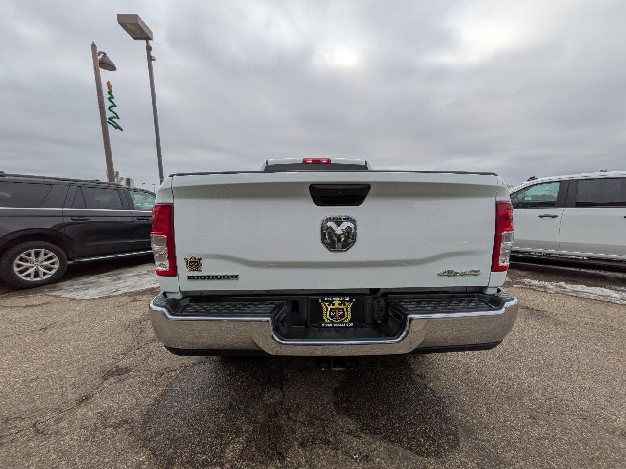 RAM 2500 Big Horn 4x4 Crew Cab 6'4" Box 2024