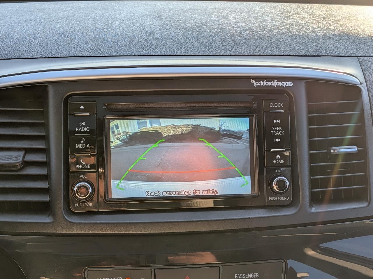 Mitsubishi Lancer ES 2.0 FWD Manual 2017