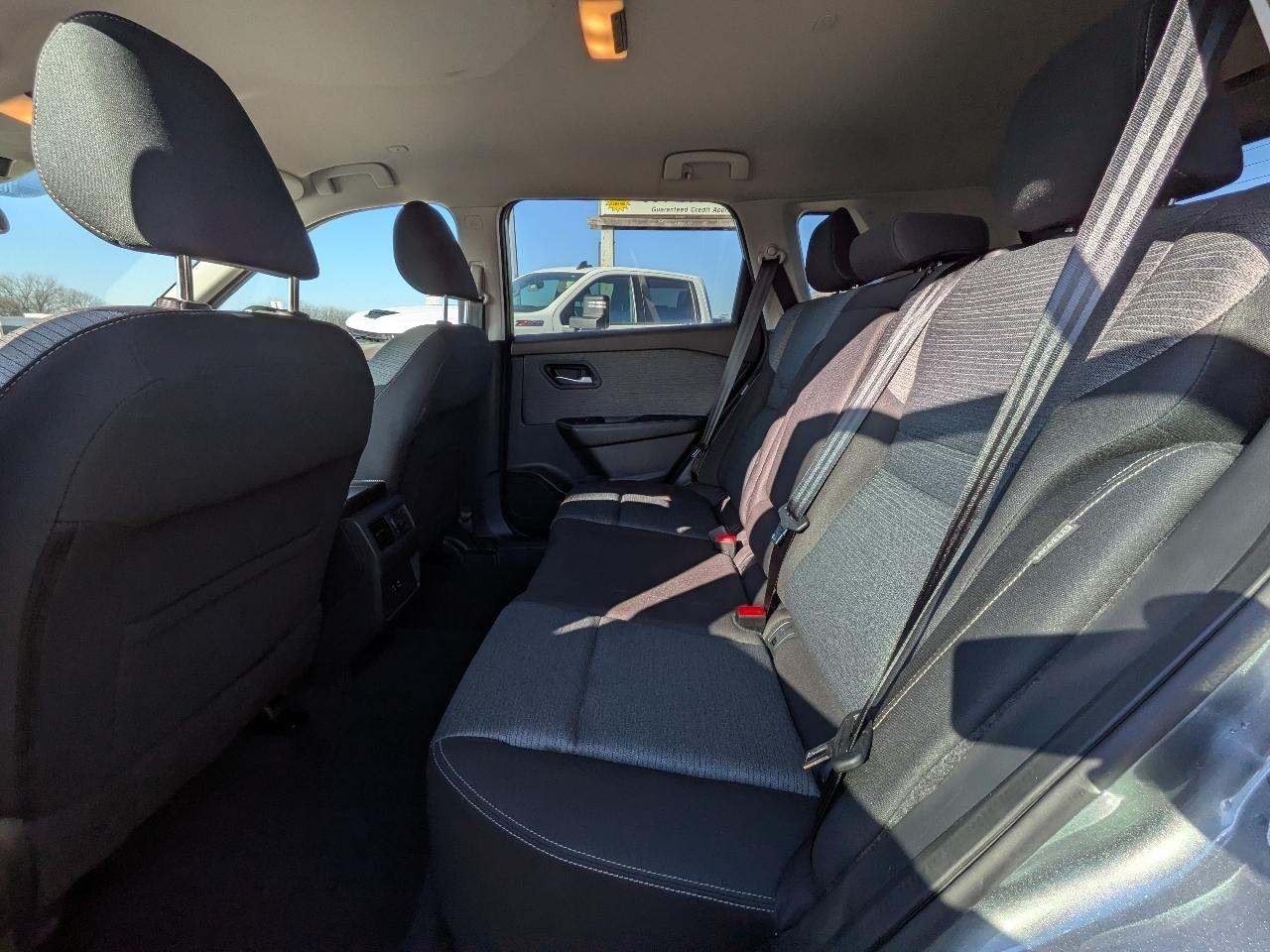 Nissan Rogue AWD SV 2022