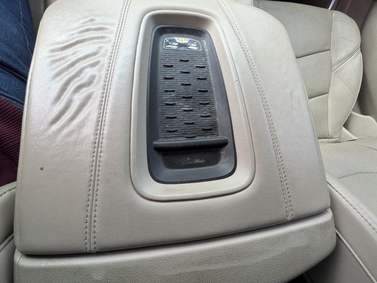 Cadillac Escalade 4WD 4dr Luxury Collection 2016