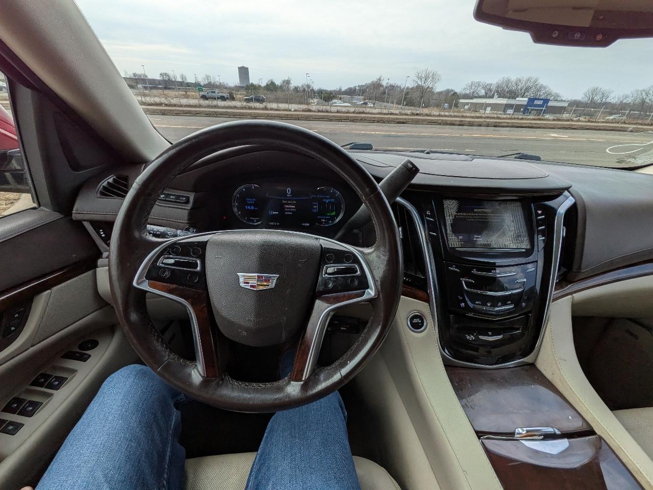 Cadillac Escalade 4WD 4dr Luxury Collection 2016