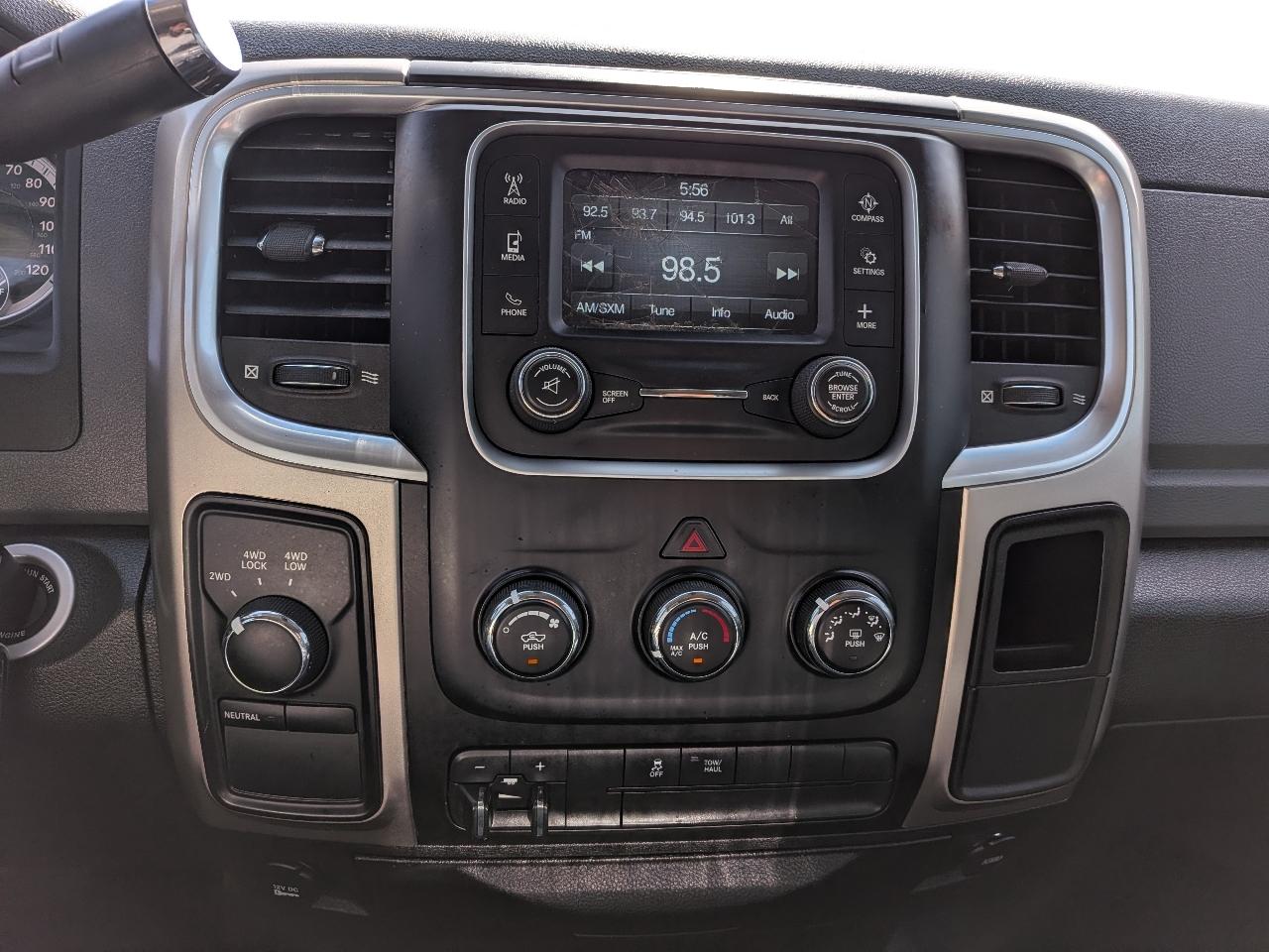 RAM 2500 4WD Crew Cab 149" SLT 2014
