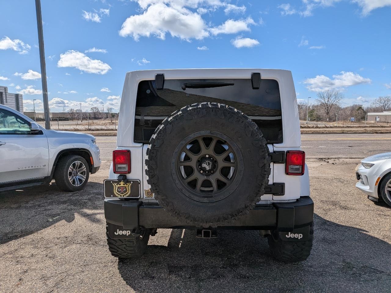 Jeep Wrangler Unlimited Smoky Mountain 4x4 *Ltd Avail* 2017