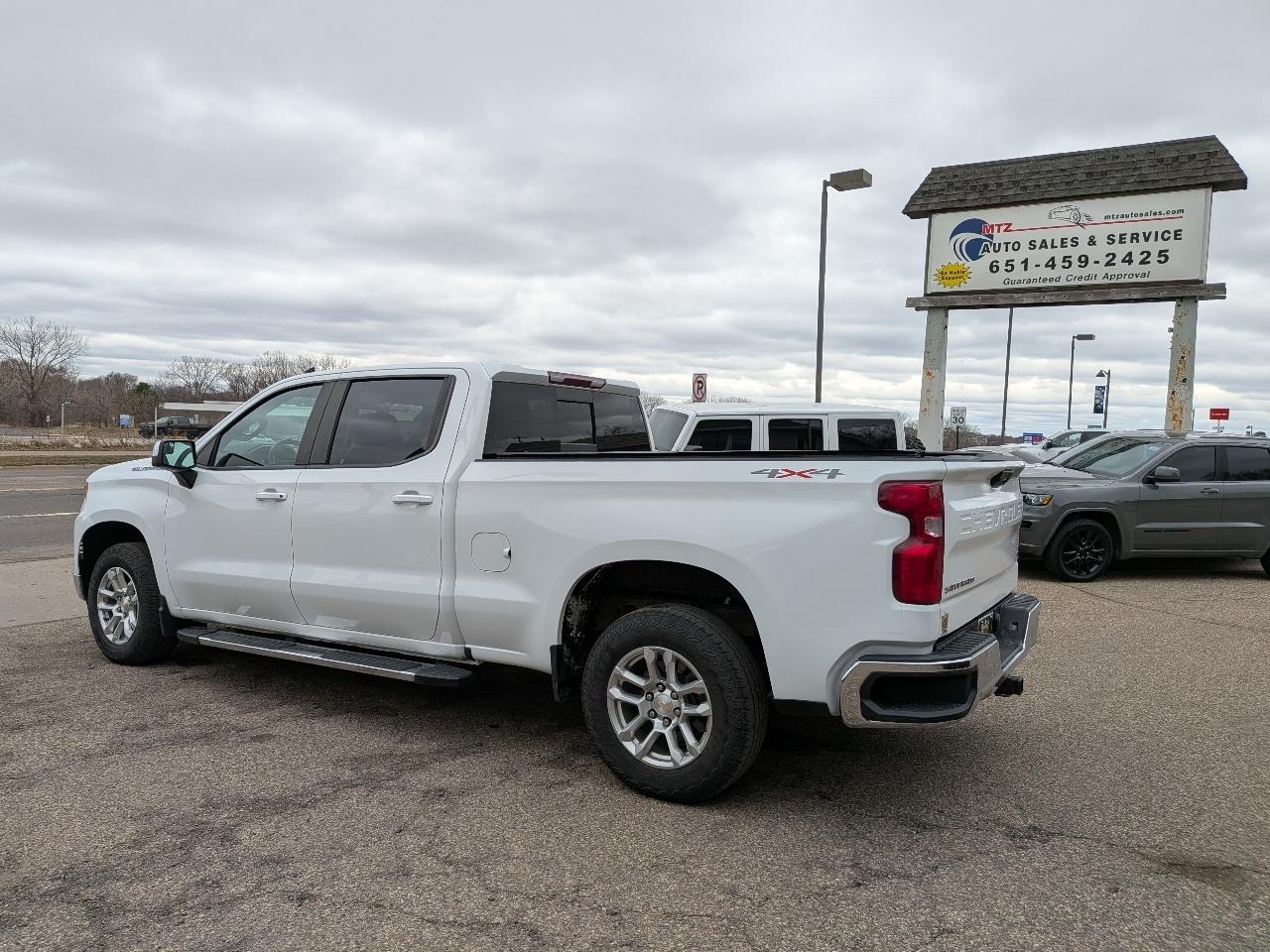 Chevrolet Silverado 1500 4WD Crew Cab 157" LT 2022