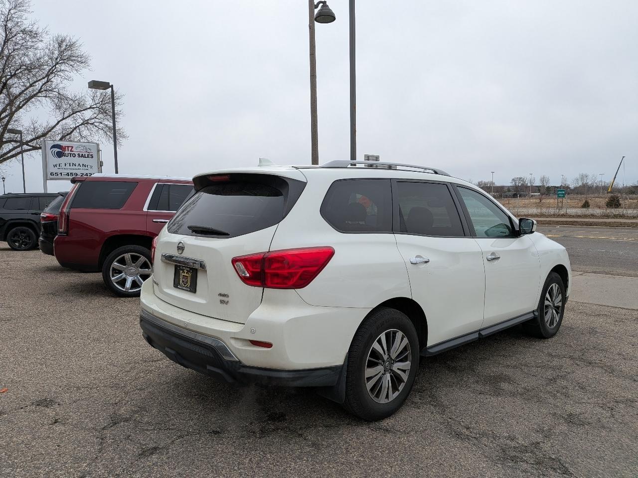 Nissan Pathfinder 4x4 SV 2020