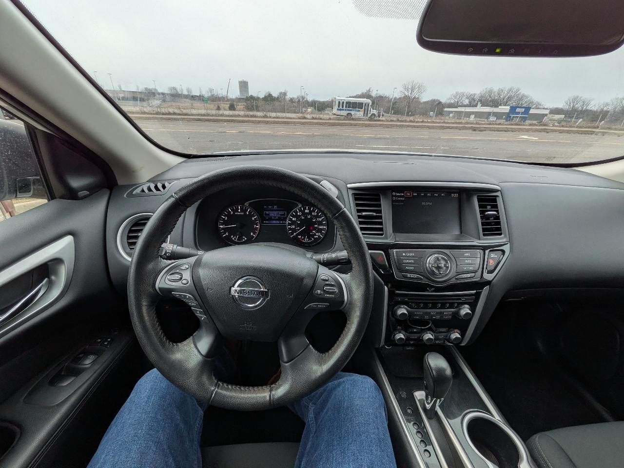 Nissan Pathfinder 4x4 SV 2020