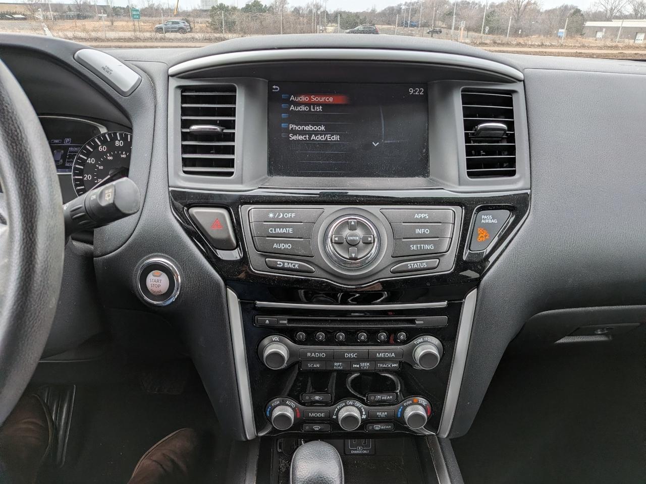 Nissan Pathfinder 4x4 SV 2020