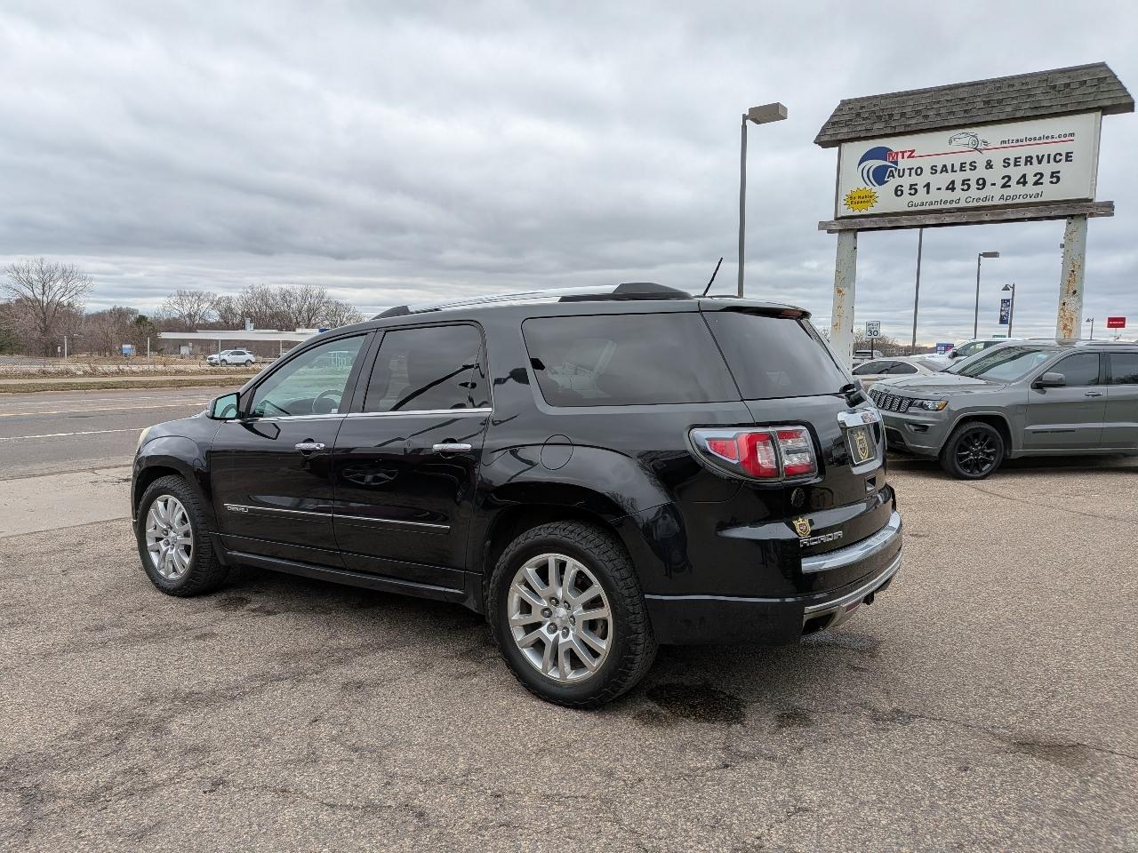 GMC Acadia AWD 4dr Denali 2015