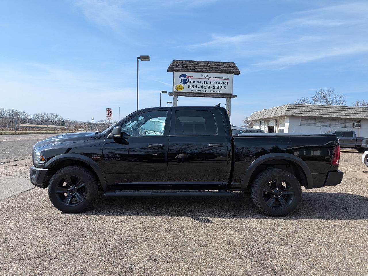 RAM 1500 Classic Warlock 4x4 Crew Cab 5'7" Box 2021