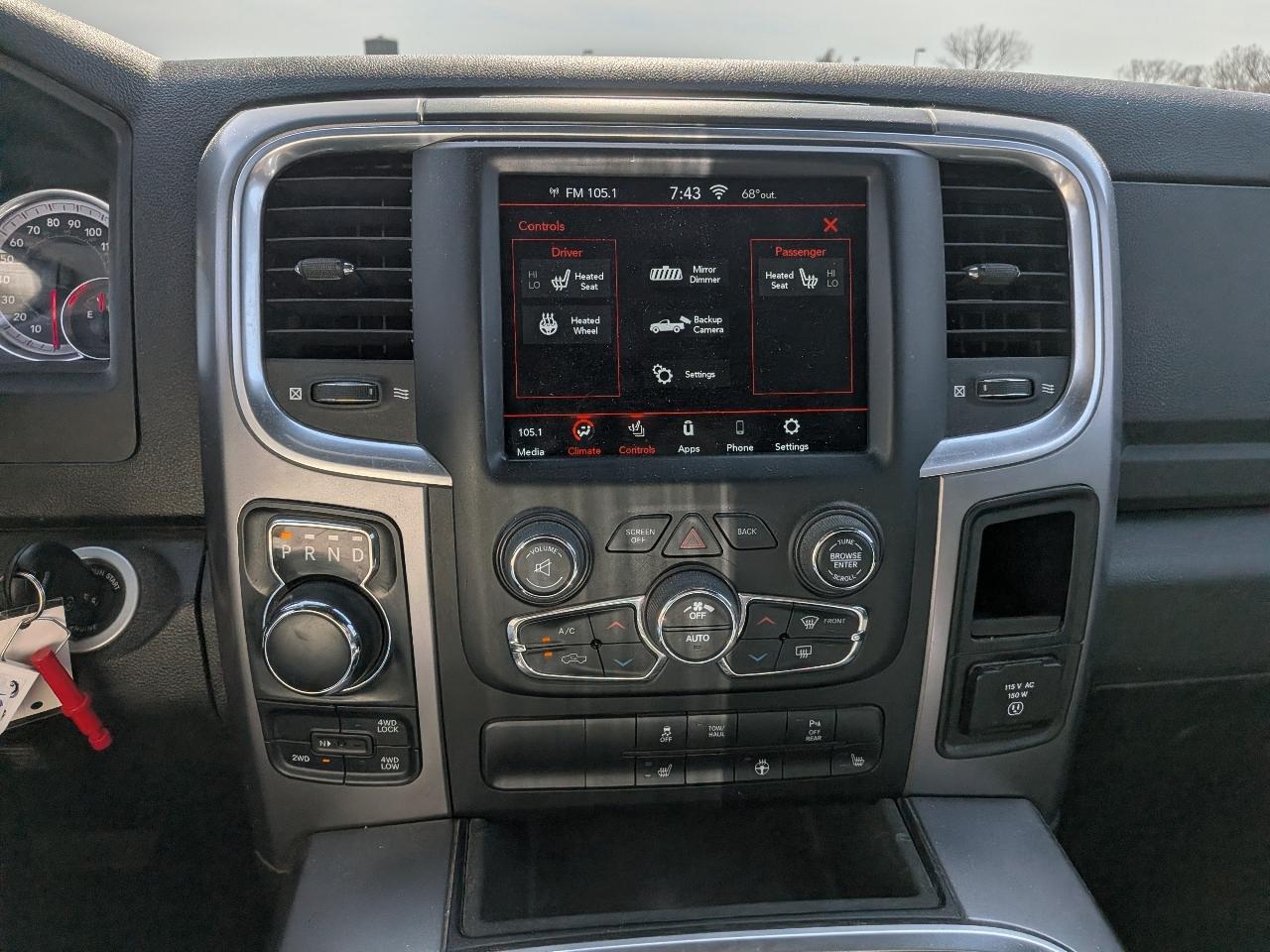 RAM 1500 Classic Warlock 4x4 Crew Cab 5'7" Box 2021