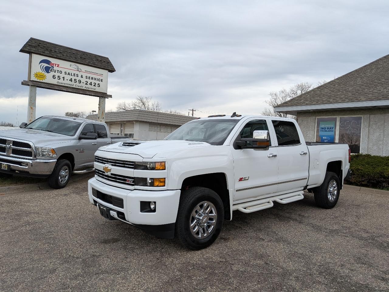 2018 Chevrolet Silverado 3500HD 4WD Crew Cab 153.7" LTZ
