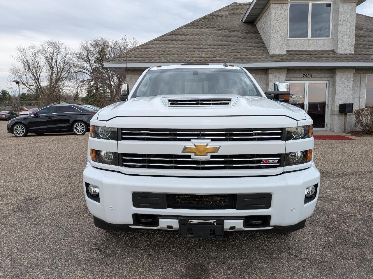 Chevrolet Silverado 3500HD 4WD Crew Cab 153.7" LTZ 2018