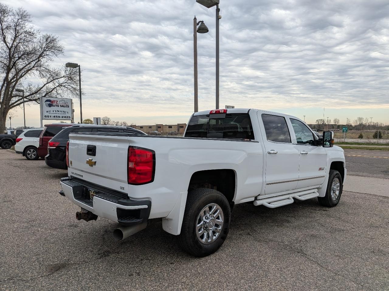 Chevrolet Silverado 3500HD 4WD Crew Cab 153.7" LTZ 2018