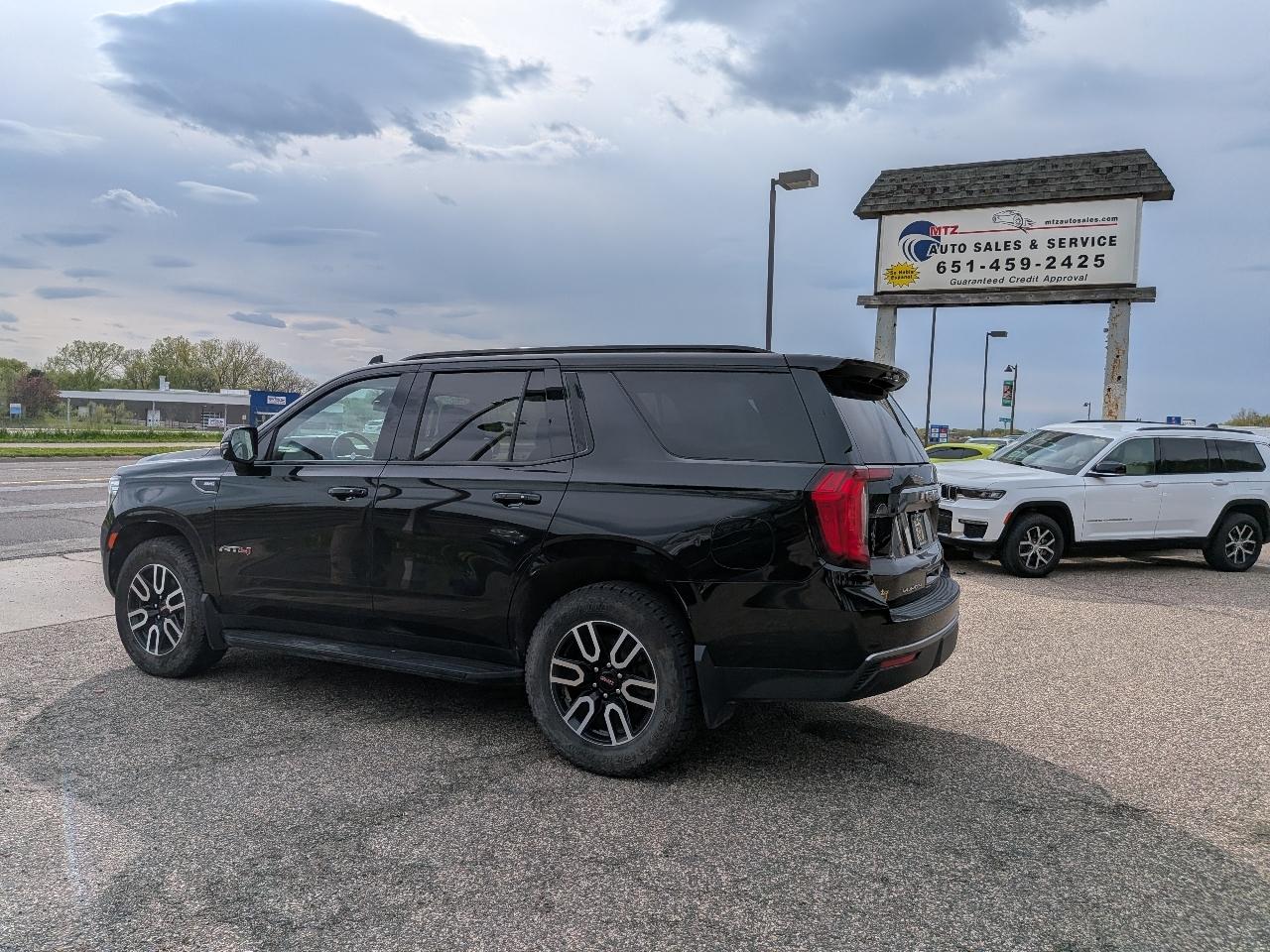 GMC Yukon 4WD 4dr AT4 2022