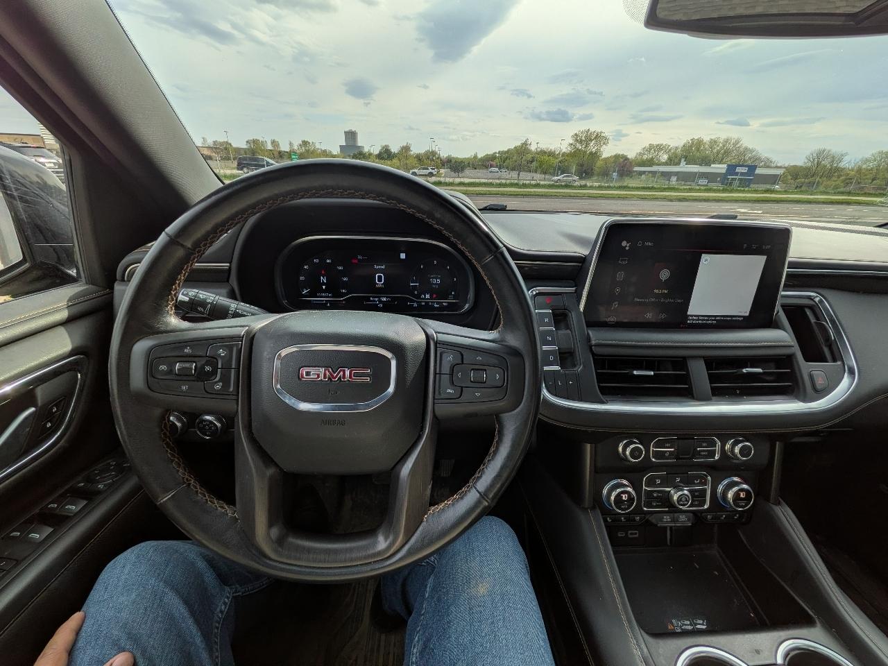 GMC Yukon 4WD 4dr AT4 2022