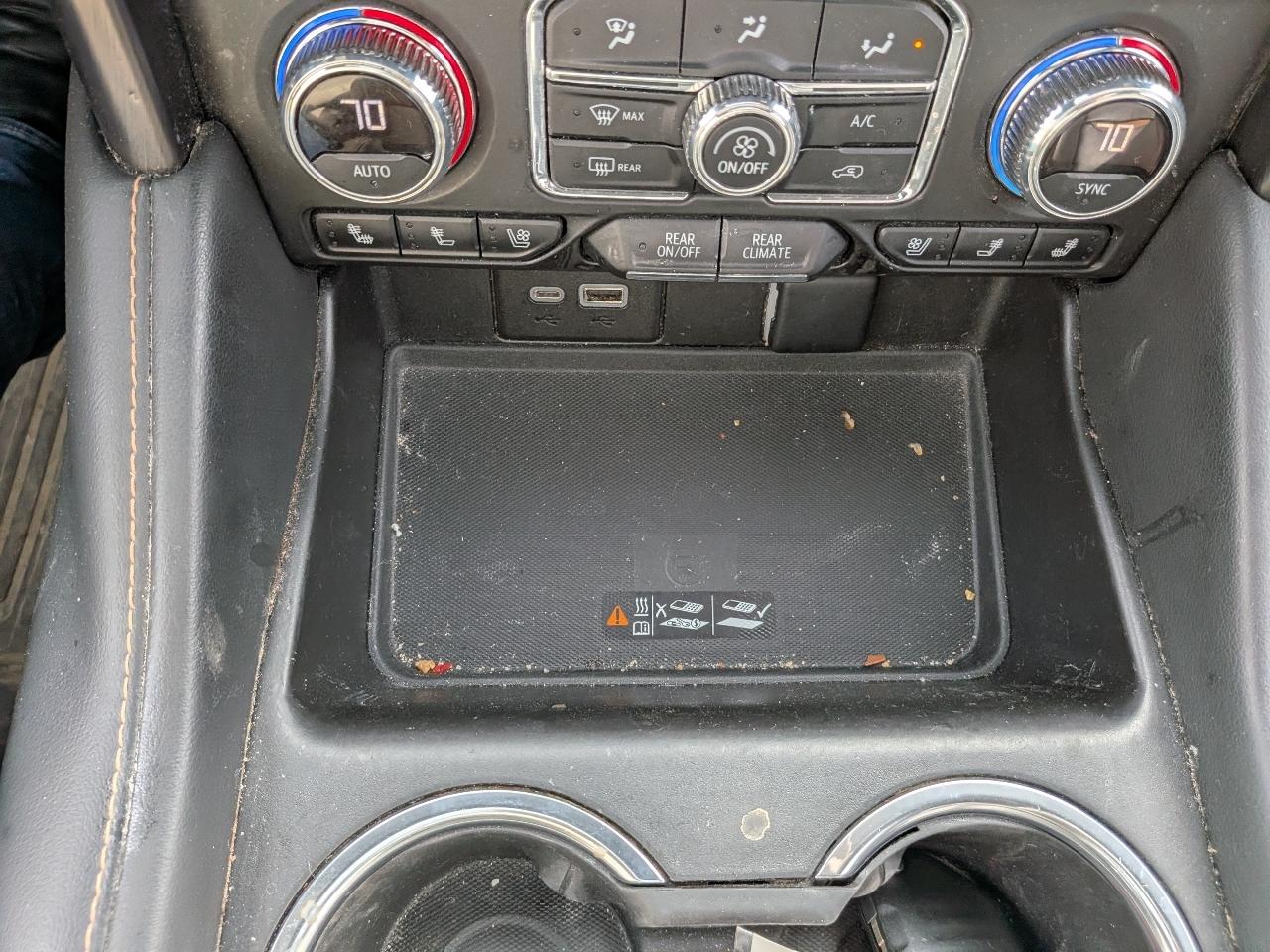 GMC Yukon 4WD 4dr AT4 2022