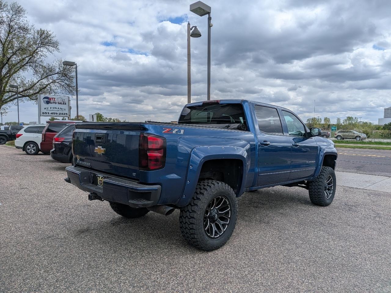 Chevrolet Silverado 1500 4WD Crew Cab 143.5" LT w/2LT 2018