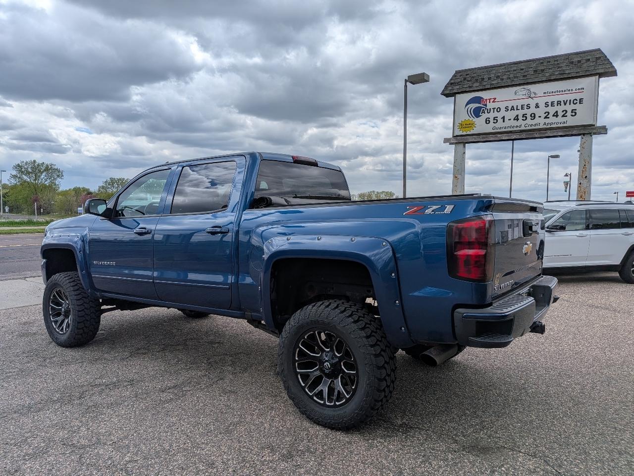 Chevrolet Silverado 1500 4WD Crew Cab 143.5" LT w/2LT 2018