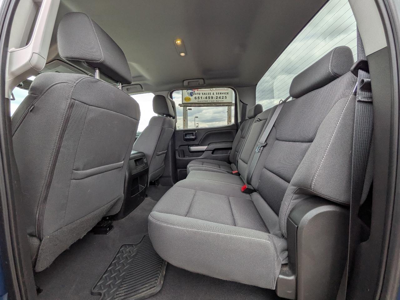 Chevrolet Silverado 1500 4WD Crew Cab 143.5" LT w/2LT 2018