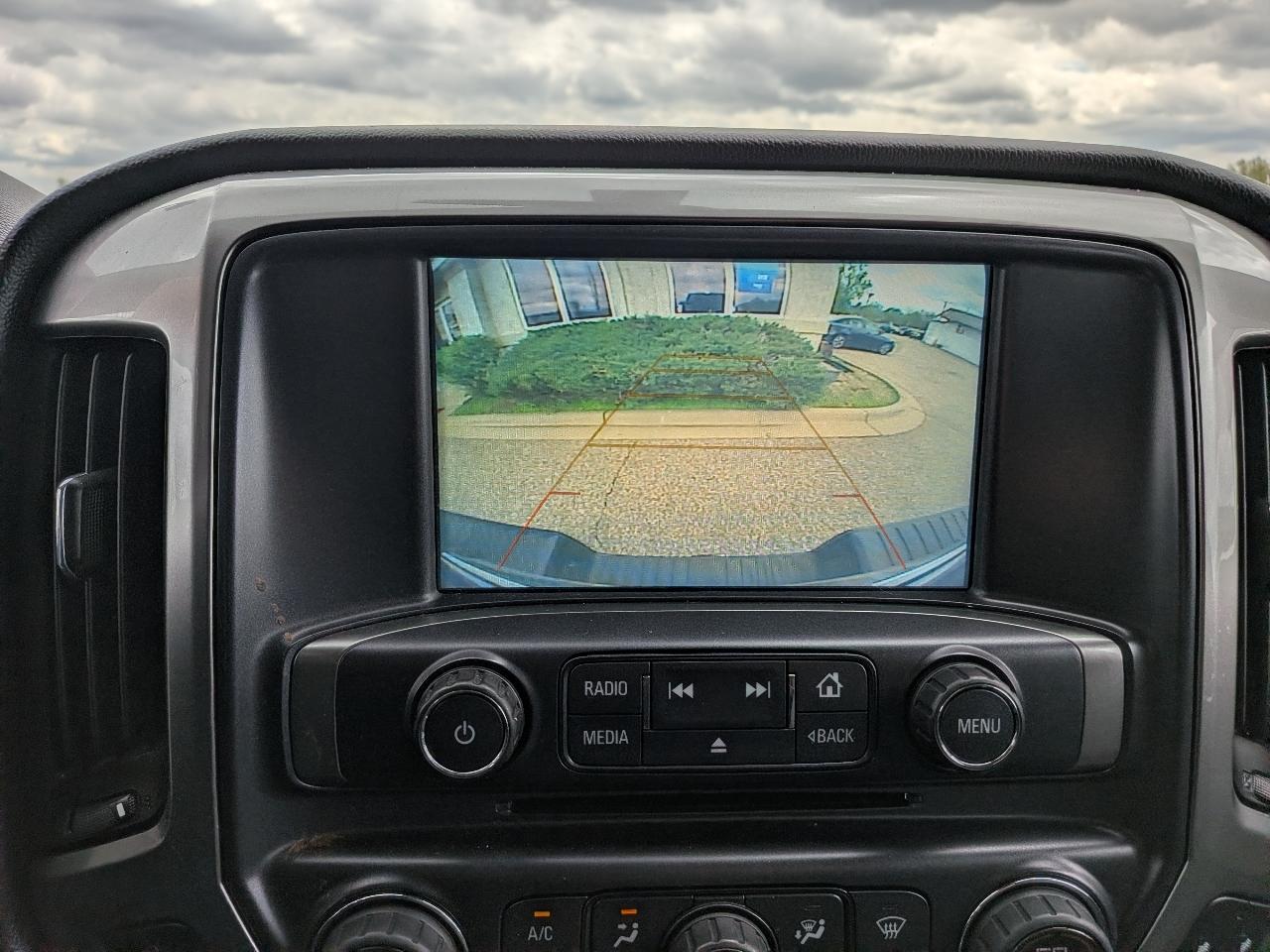 Chevrolet Silverado 1500 4WD Crew Cab 143.5" LT w/2LT 2018