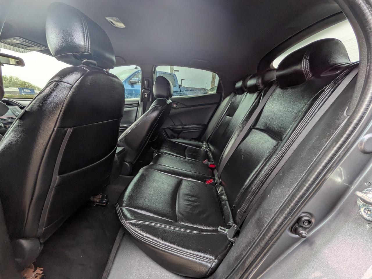 Honda Civic Hatchback Sport CVT 2017