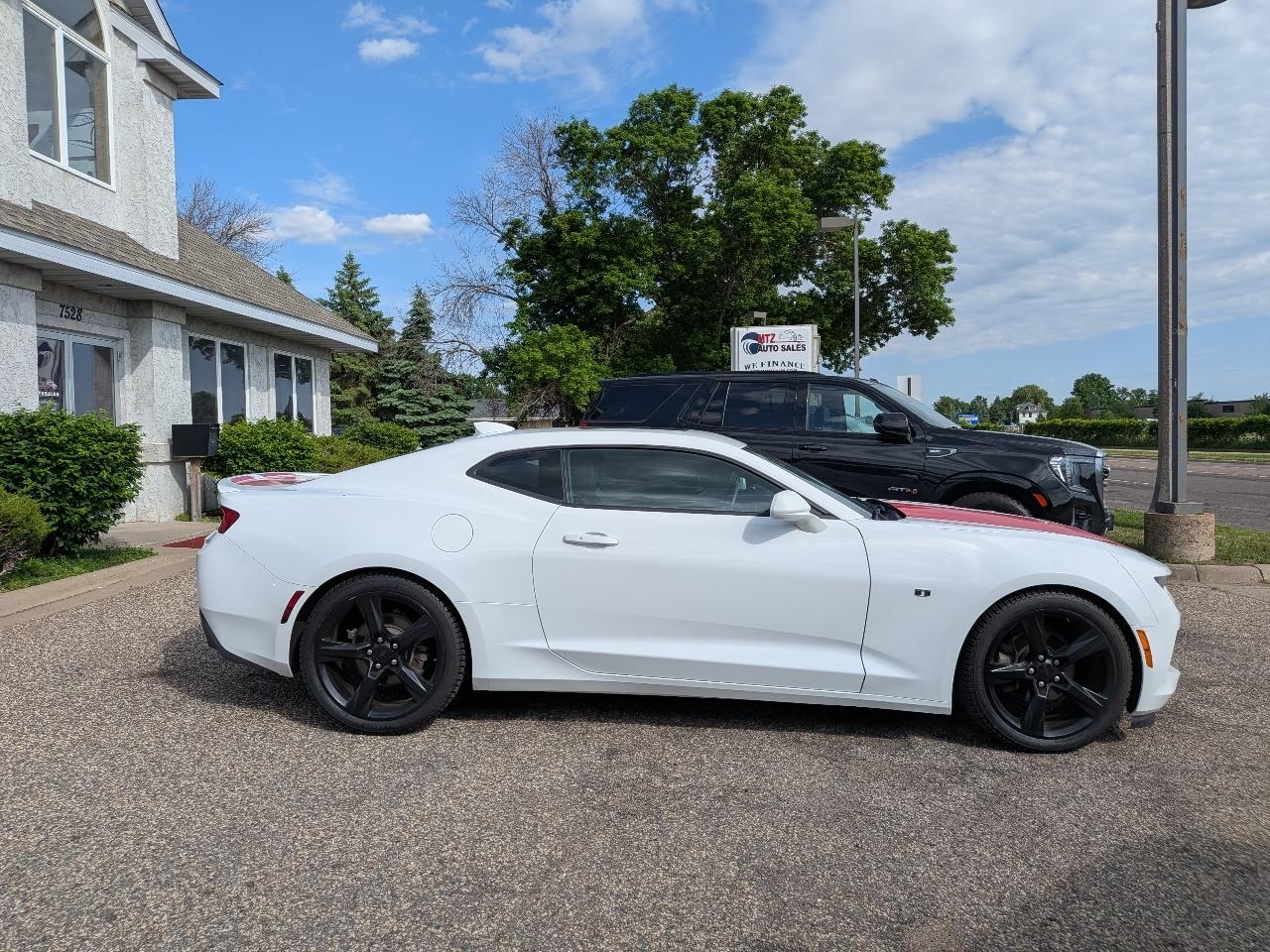 Chevrolet Camaro 2dr Cpe 2LT 2017