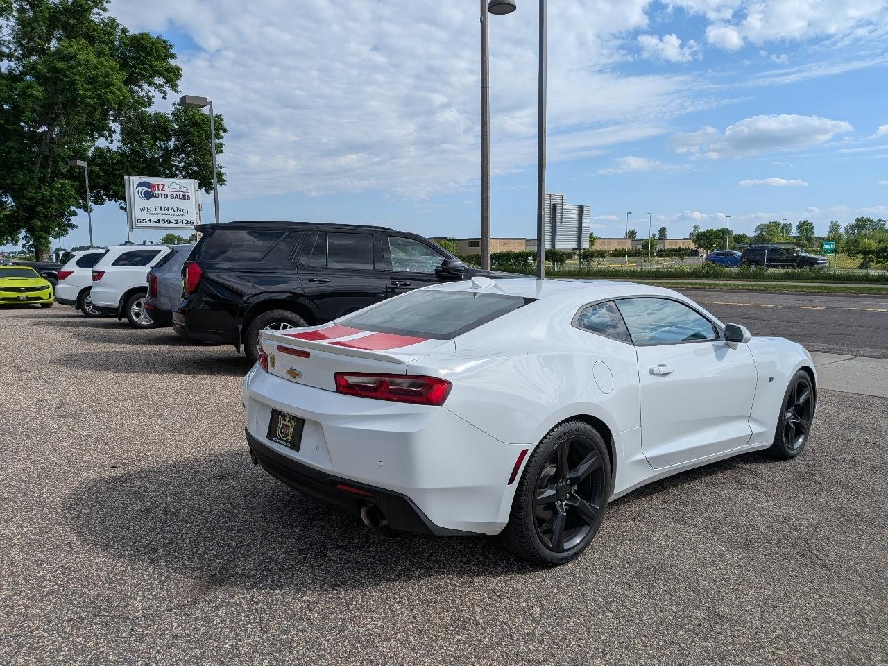 Chevrolet Camaro 2dr Cpe 2LT 2017