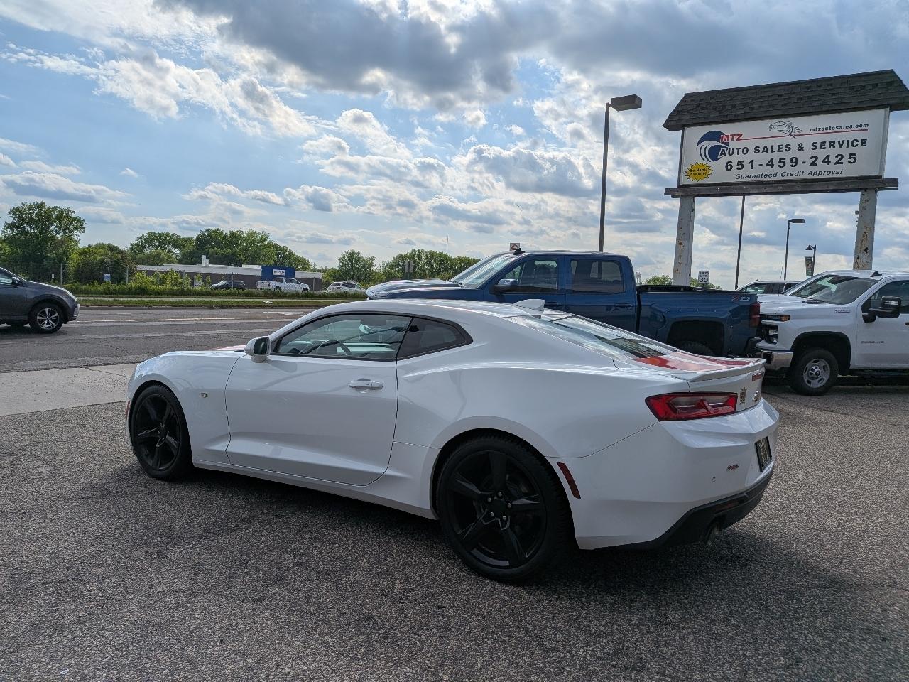 Chevrolet Camaro 2dr Cpe 2LT 2017