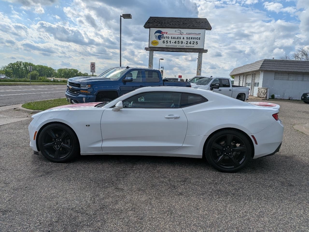 Chevrolet Camaro 2dr Cpe 2LT 2017