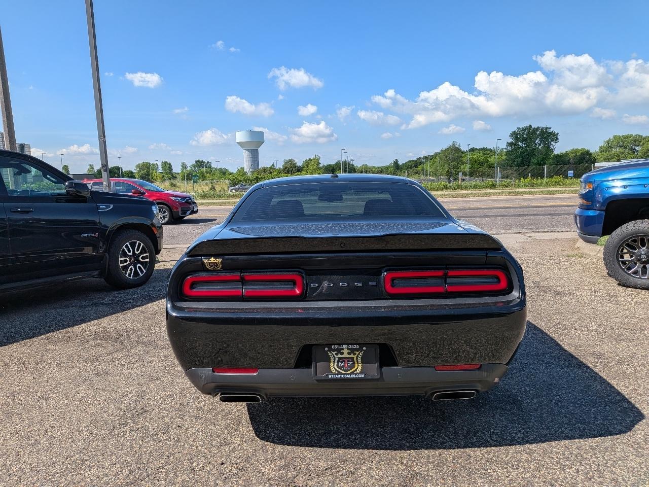 Dodge Challenger R/T RWD 2022
