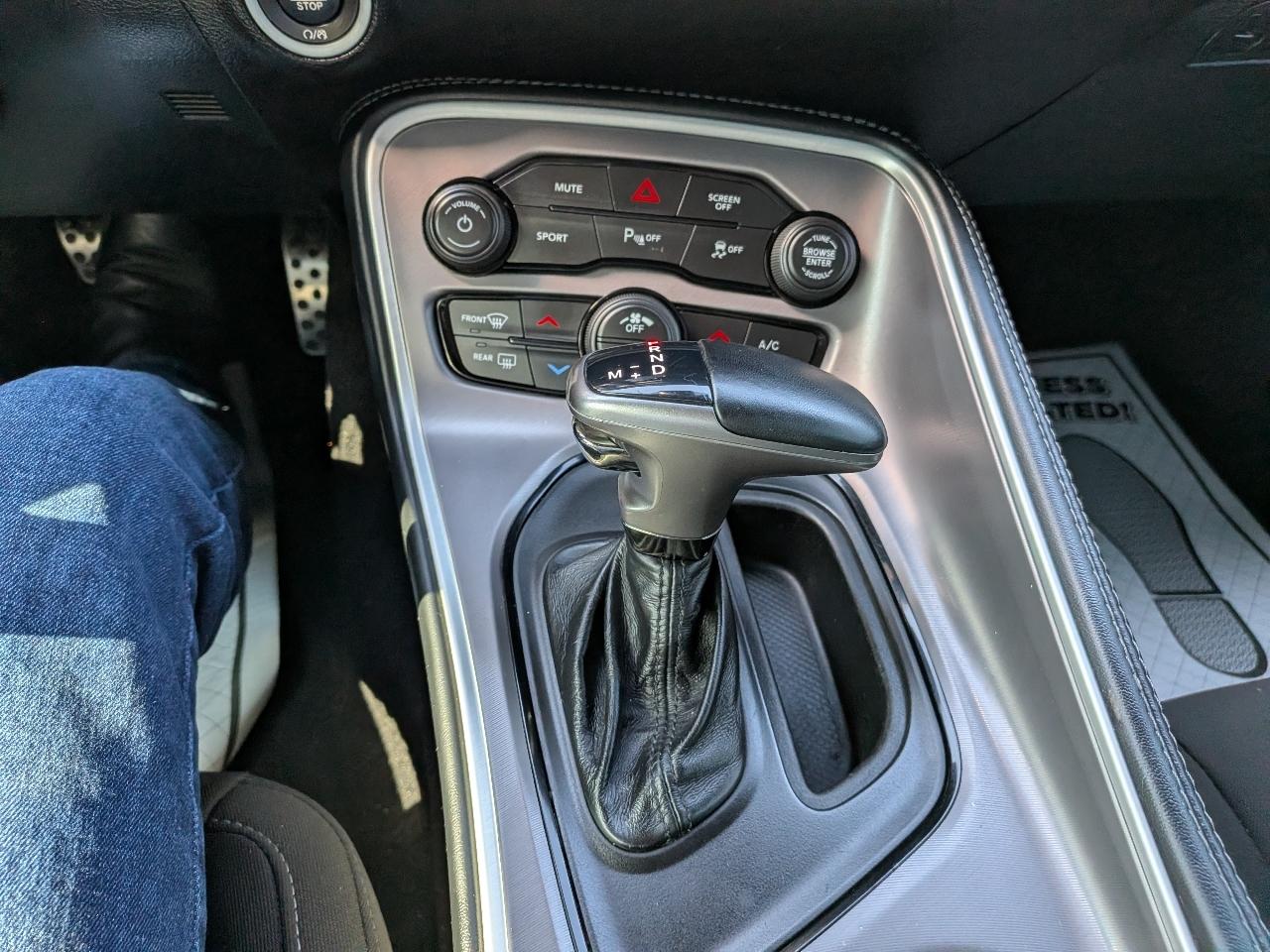 Dodge Challenger R/T RWD 2022