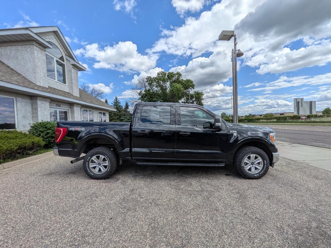Ford F-150 XLT 4WD SuperCrew 5.5' Box 2022