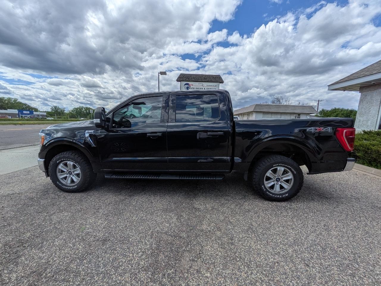 Ford F-150 XLT 4WD SuperCrew 5.5' Box 2022