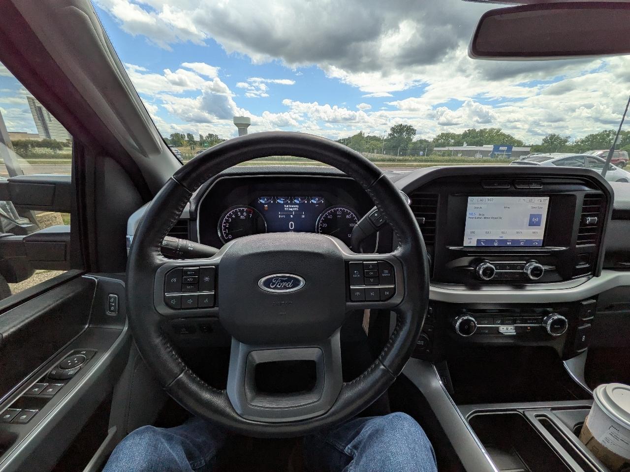 Ford F-150 XLT 4WD SuperCrew 5.5' Box 2022