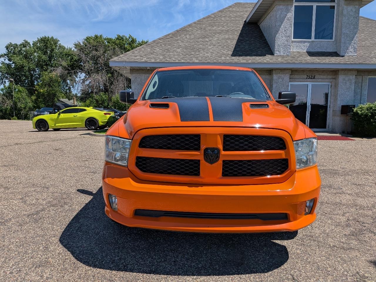 RAM 1500 Classic Express 4x4 Crew Cab 5'7" Box 2019
