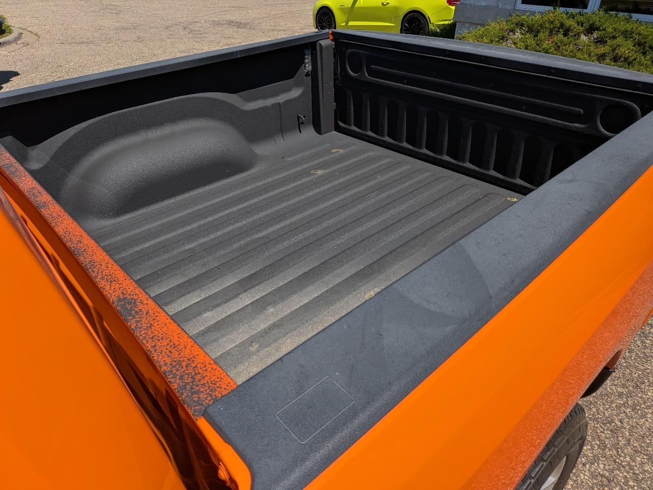 RAM 1500 Classic Express 4x4 Crew Cab 5'7" Box 2019