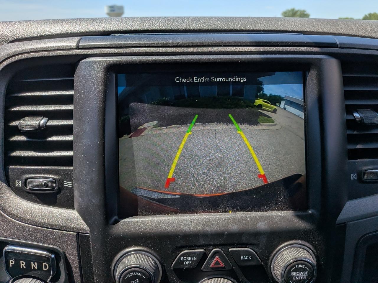 RAM 1500 Classic Express 4x4 Crew Cab 5'7" Box 2019
