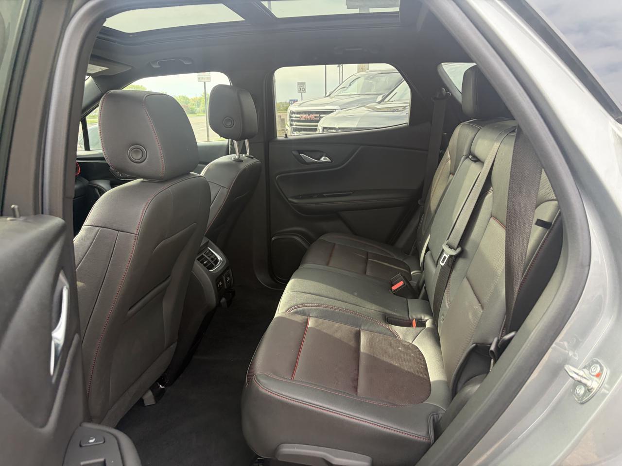 Chevrolet Blazer photo 11