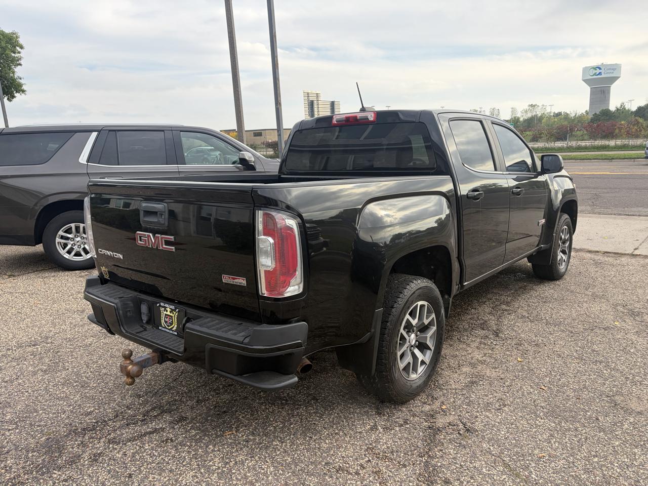 GMC Canyon photo 5
