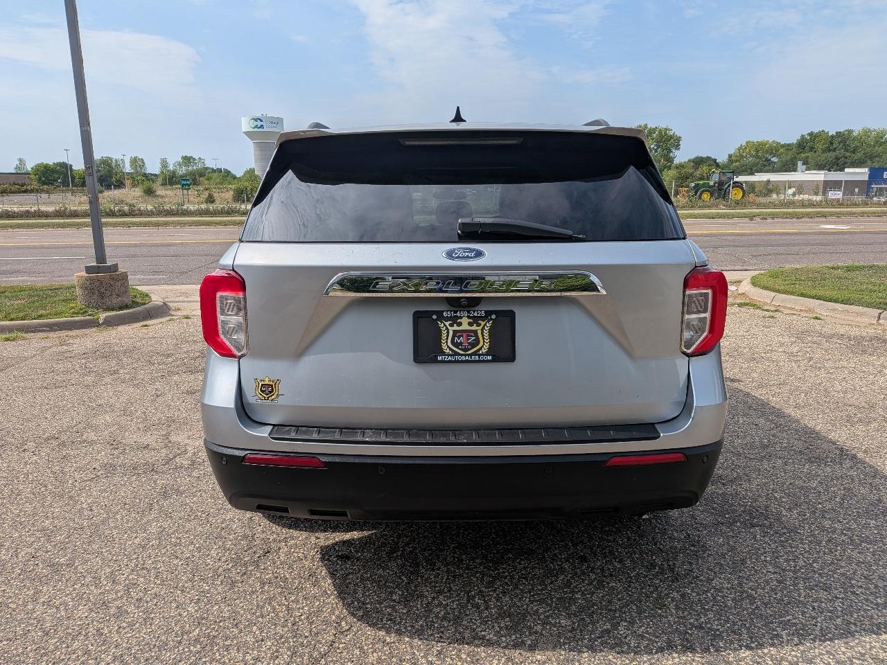 Ford Explorer XLT 4WD 2023