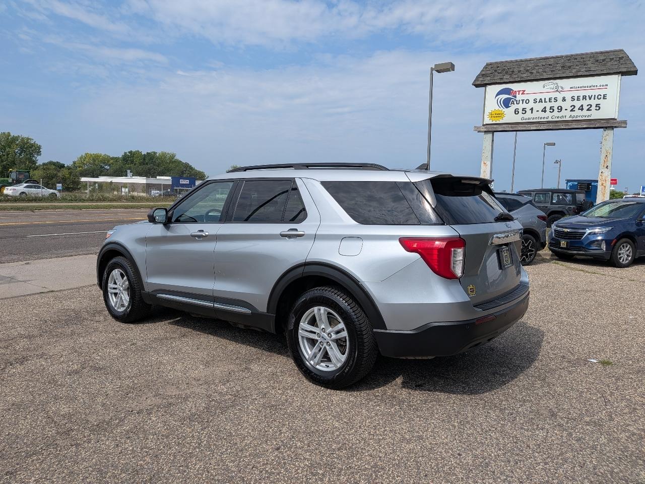 Ford Explorer XLT 4WD 2023