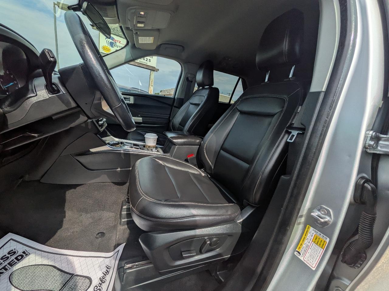 Ford Explorer XLT 4WD 2023