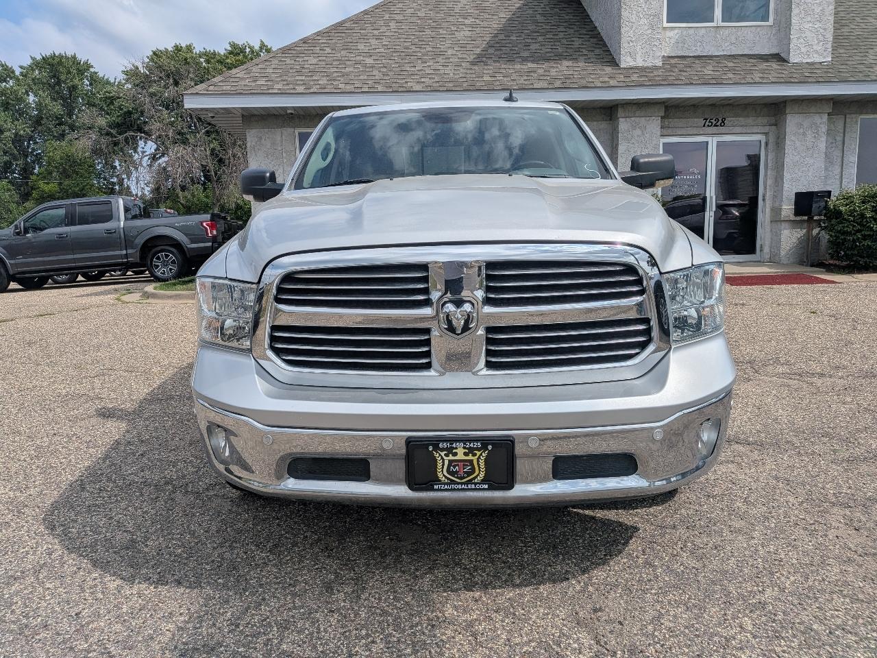 RAM 1500 4WD Crew Cab 140.5" Big Horn 2016