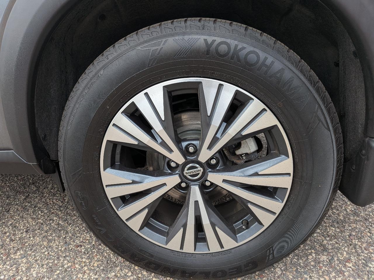 Nissan Rogue AWD SV 2021