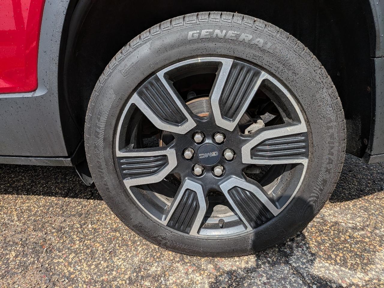 GMC Acadia AWD 4dr SLE 2021