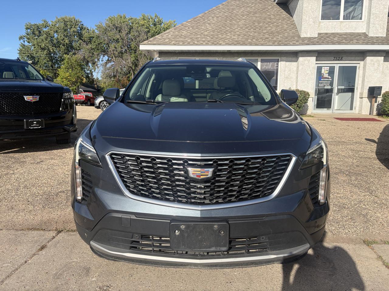 Cadillac XT4 photo 2