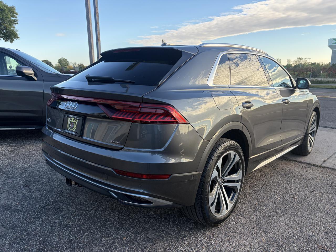 Audi Q8 photo 5