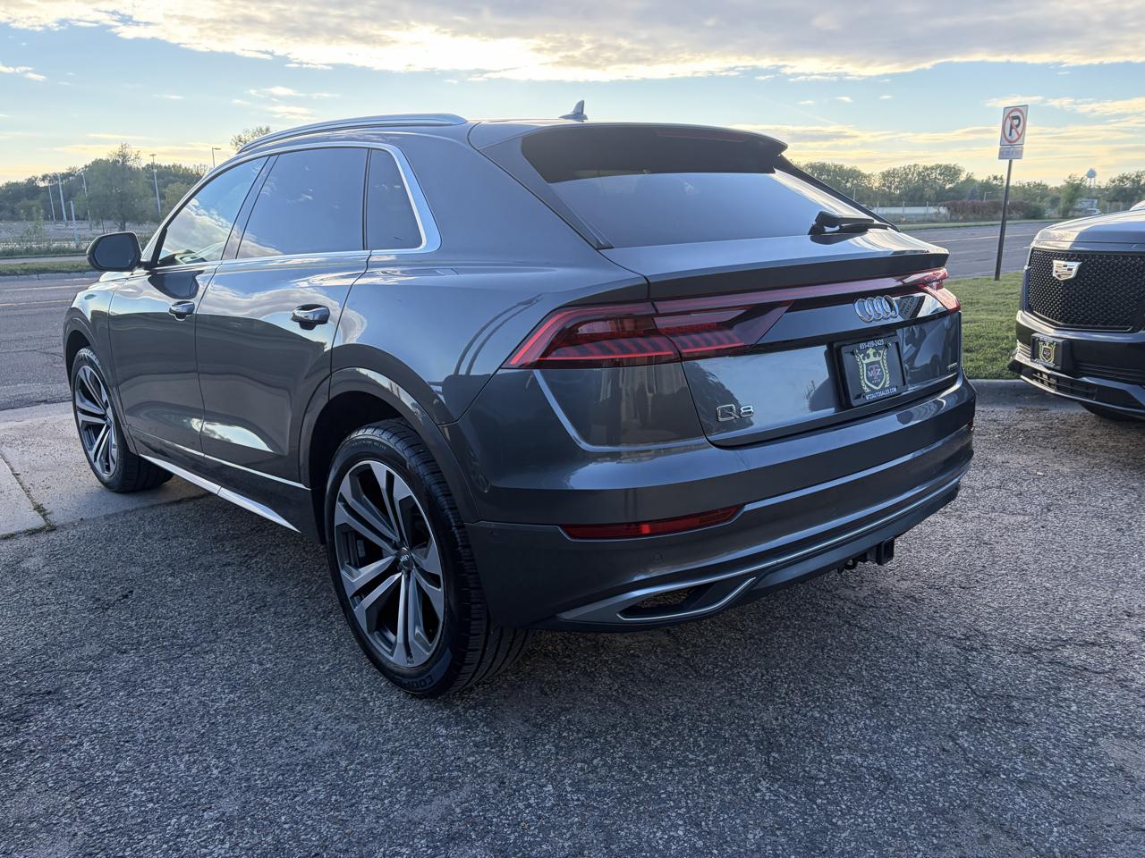 Audi Q8 photo 7